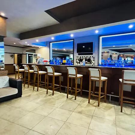 Grenada 322c Sunny Lejlighed *