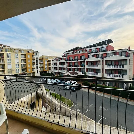 Grenada 322c Sunny * Σάνι Μπιτς