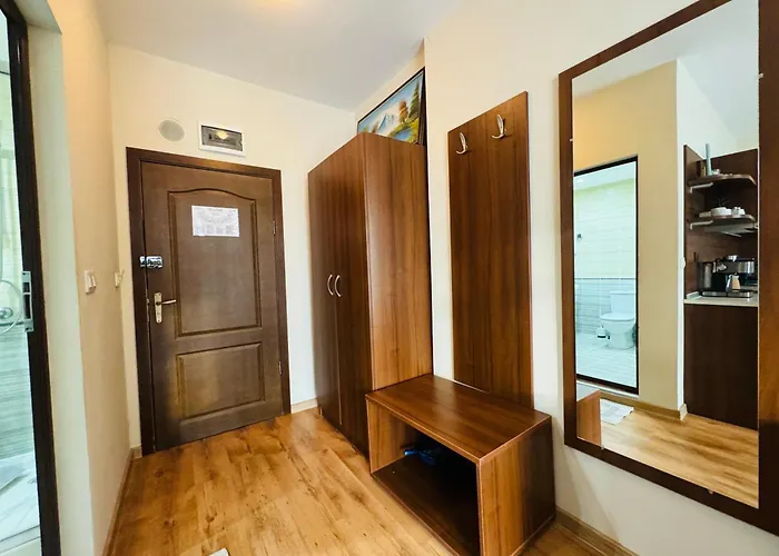 Grenada 322c Sunny *