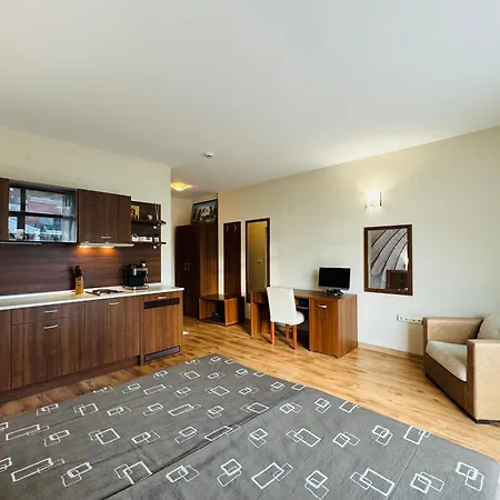 Grenada 322c Sunny *